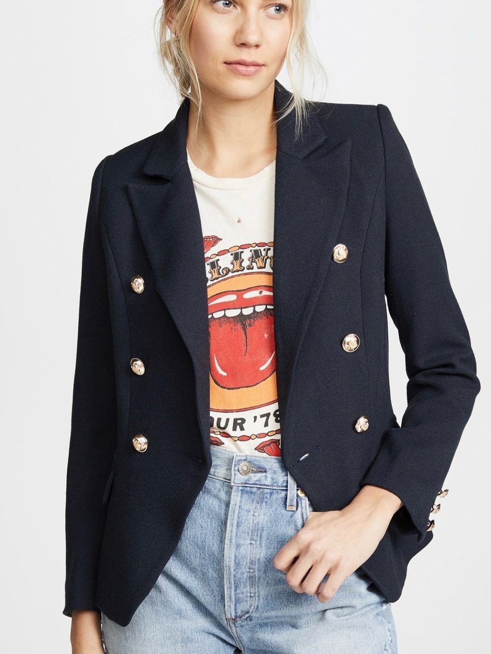 NWT Lioness Palermo Blazer. Navy. Medium.